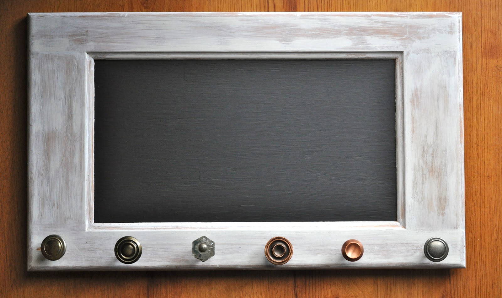 THE BEAUTY OF LIFE DIY Chalkboard Door