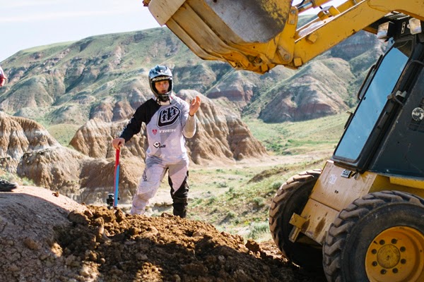 unReal Episode 2 70ft Jump unReal Episode 2 70ft Jump