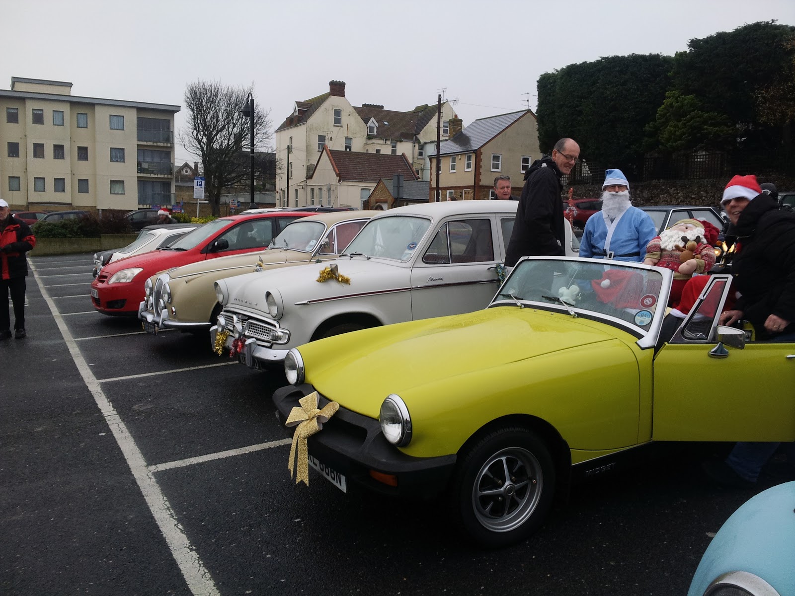 classic car Christmas cruise photos and video