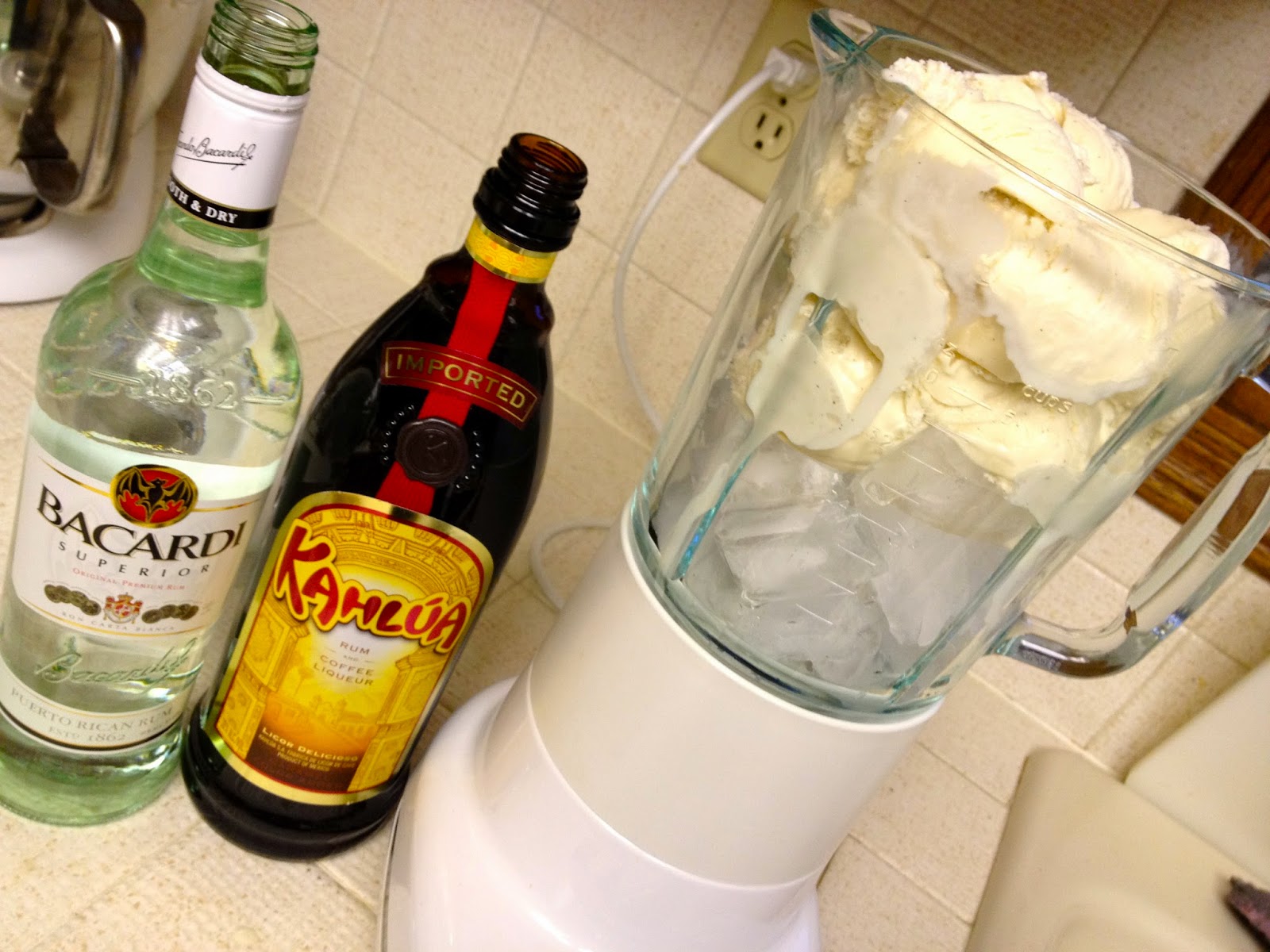 The Famous Hummer Cocktail (Kahlua, Rum, and Vanilla Ice Cream)