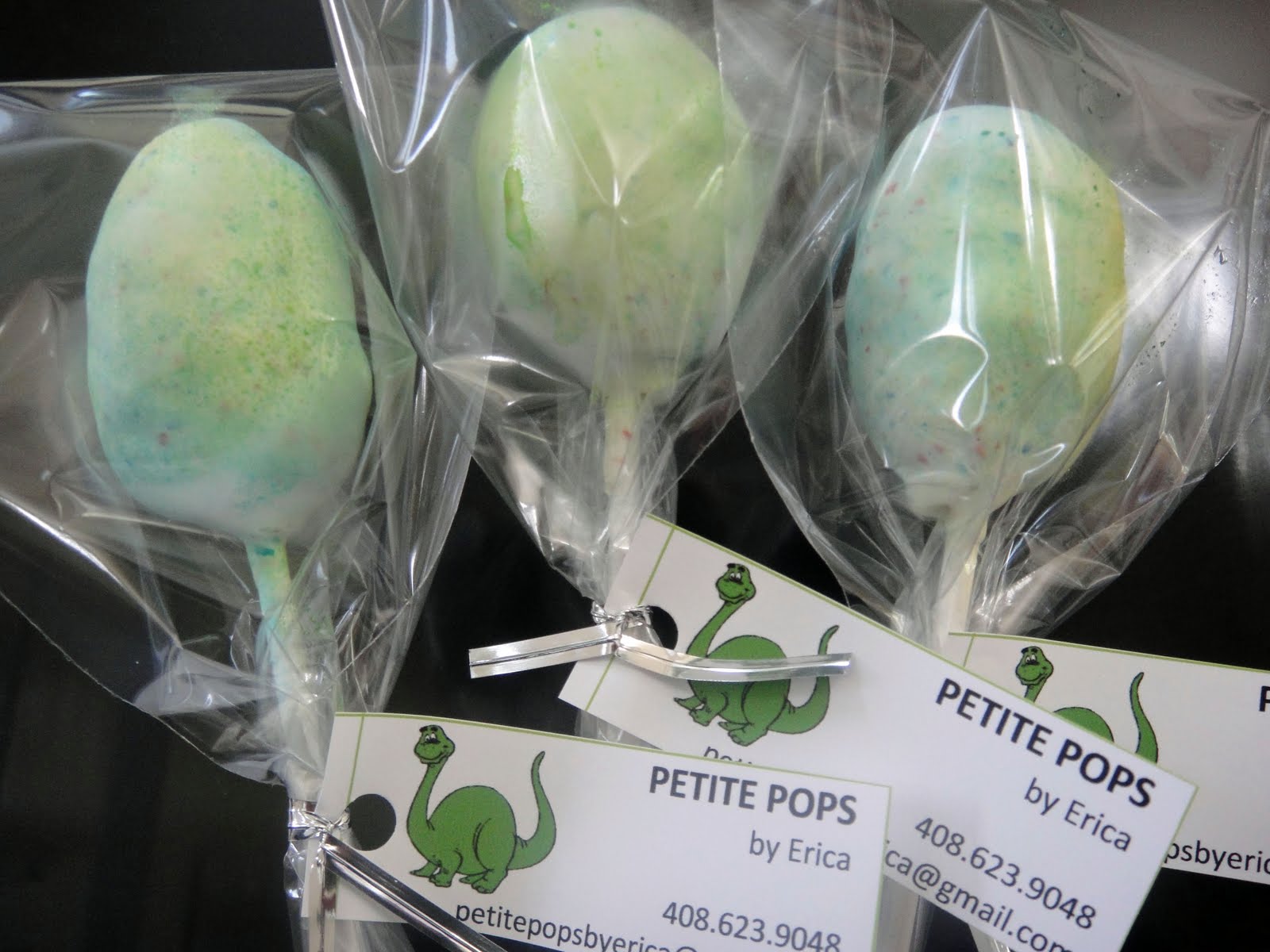Petite Pops by Erica Dino Egg Cake Pops