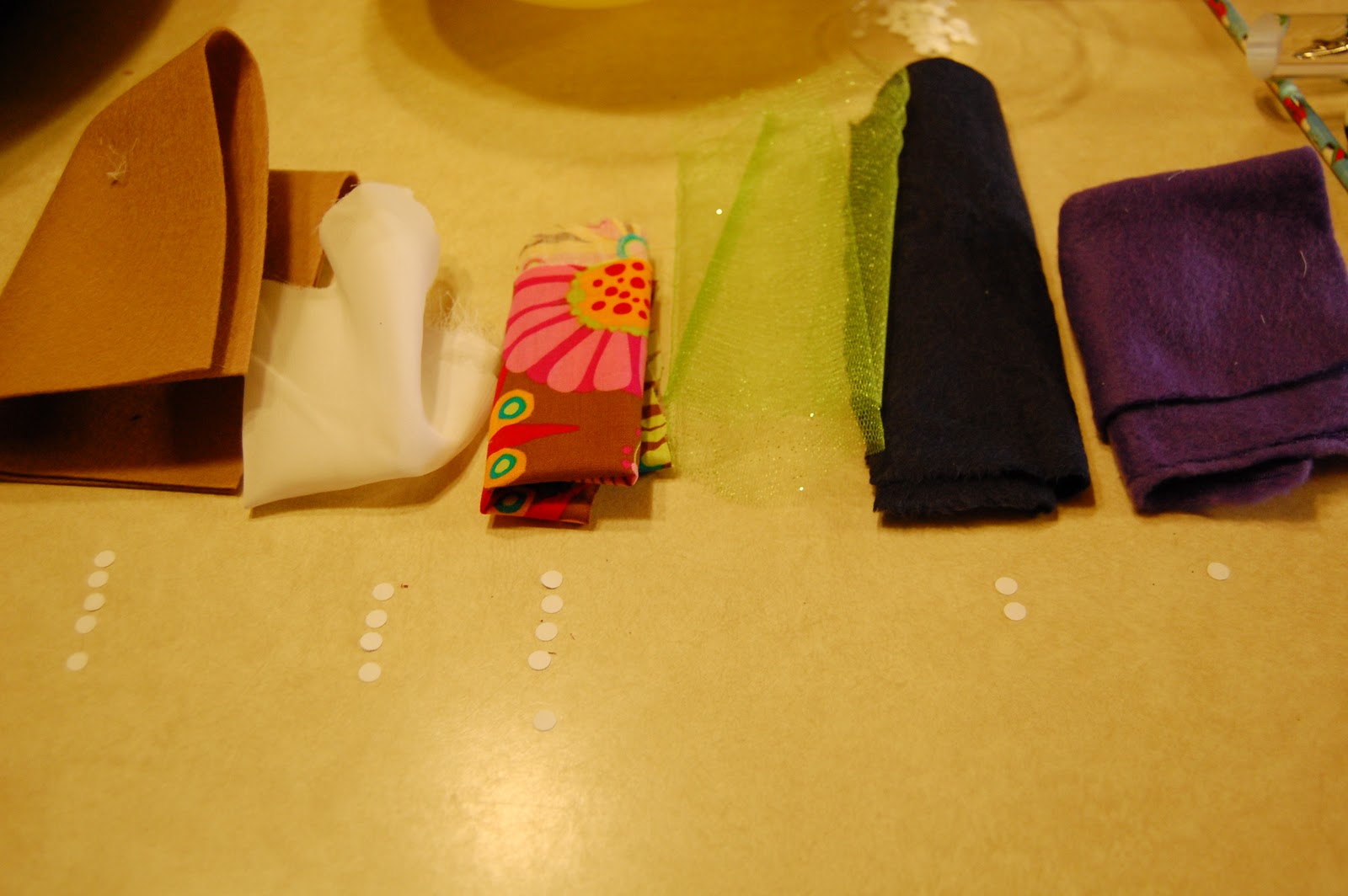 Momma Owl's Lab Fabric and Static Electricity