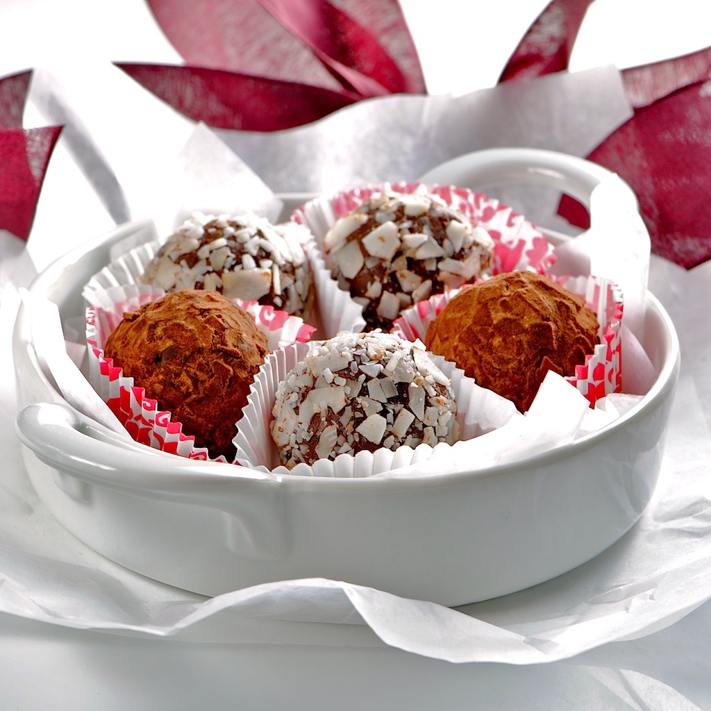 JULES FOOD... Coconut Key Lime Dark Chocolate Truffles