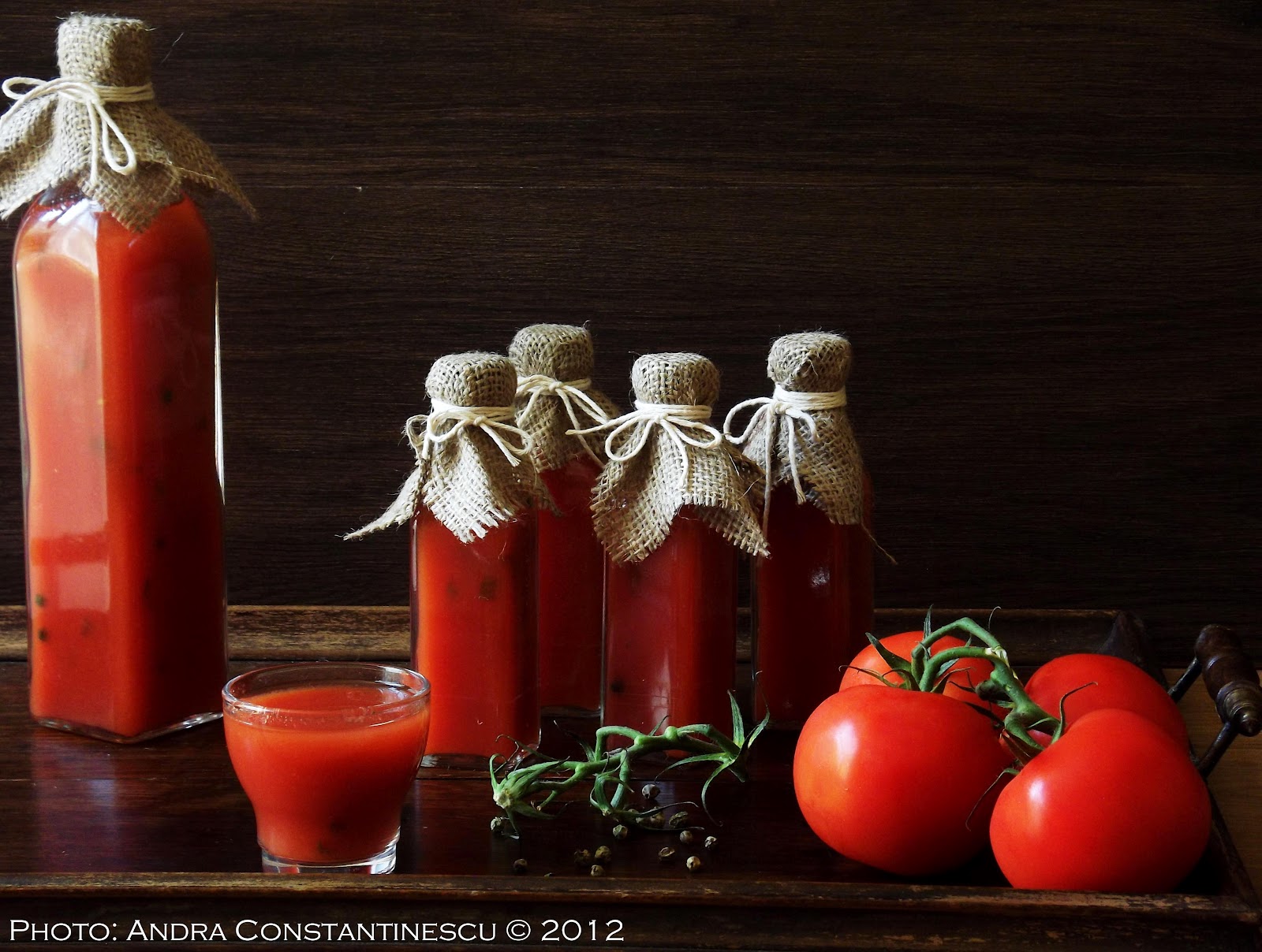 Retete De Toamna Passata Di Pomodoro Bulion Picant Si Suc De Rosii Conserve Pentru Iarna Menta Rozmarin