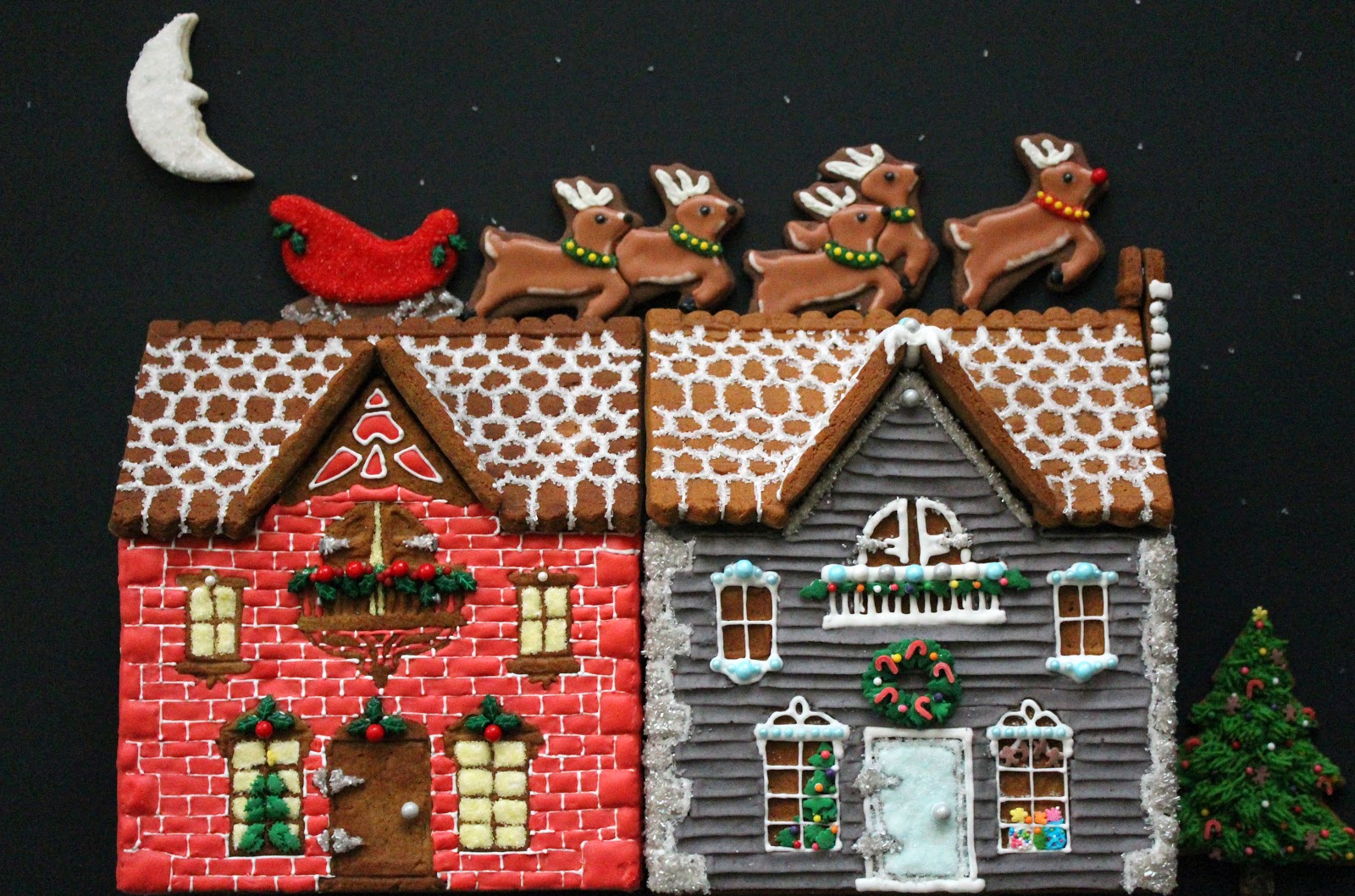 It's Beginning to Look A Lot Like Christmas: Gingerbread Houses