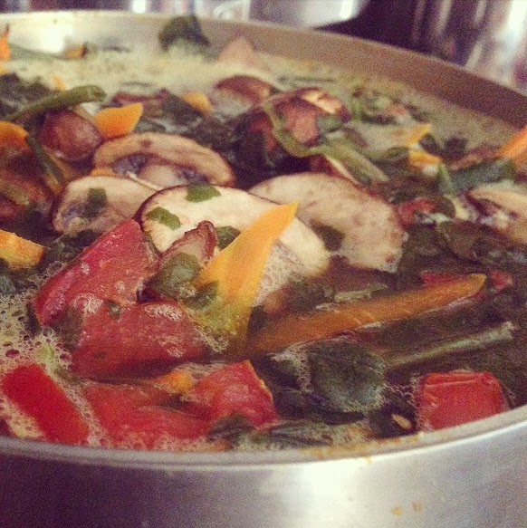 Food Hunter's Guide to Cuisine: White Bean & Spinach Soup