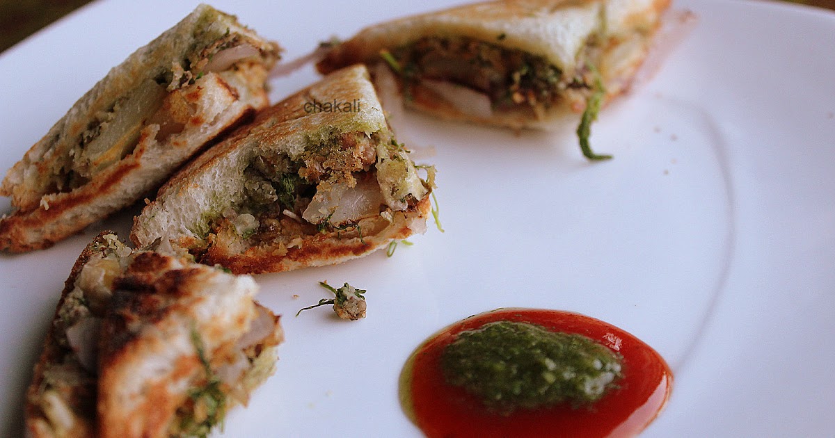 Sprouts Sandwich चकली