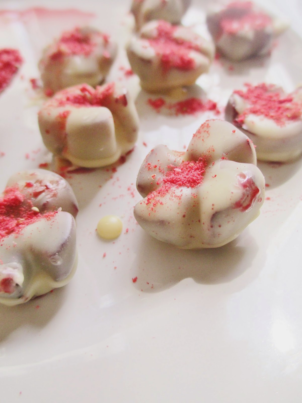 Rawdorable White ChocolateCovered Cherry Blossoms