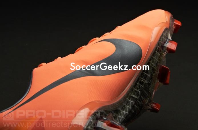 mercurial vapor size 8