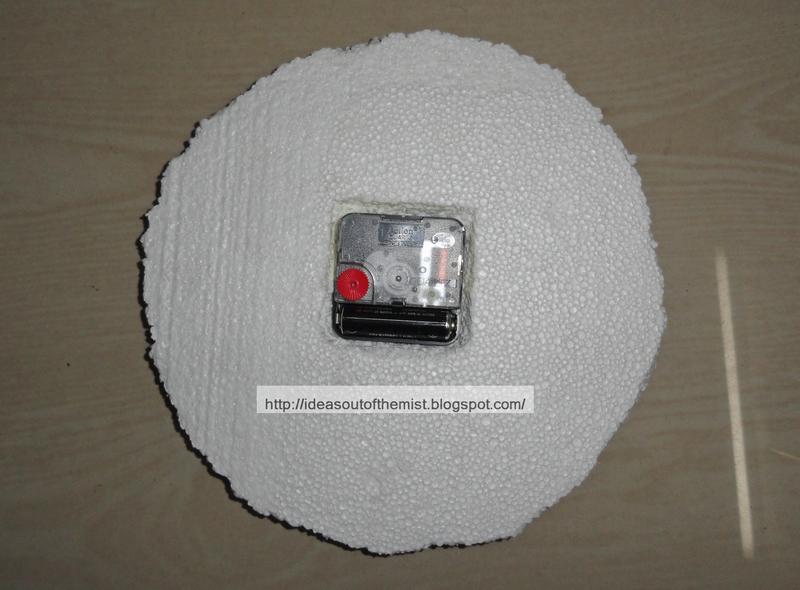 Ideas out of the mist How to make a 12 / 24 hour clock of thermocol