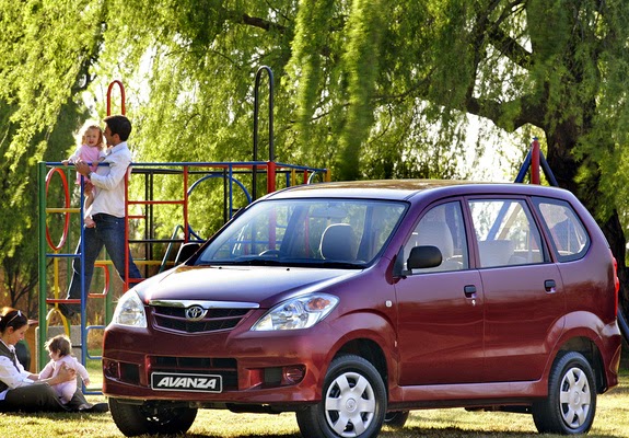 Avanza 2011 vs Innova 2011: Perbandingan Dua Legenda Mobil Keluarga Indonesia