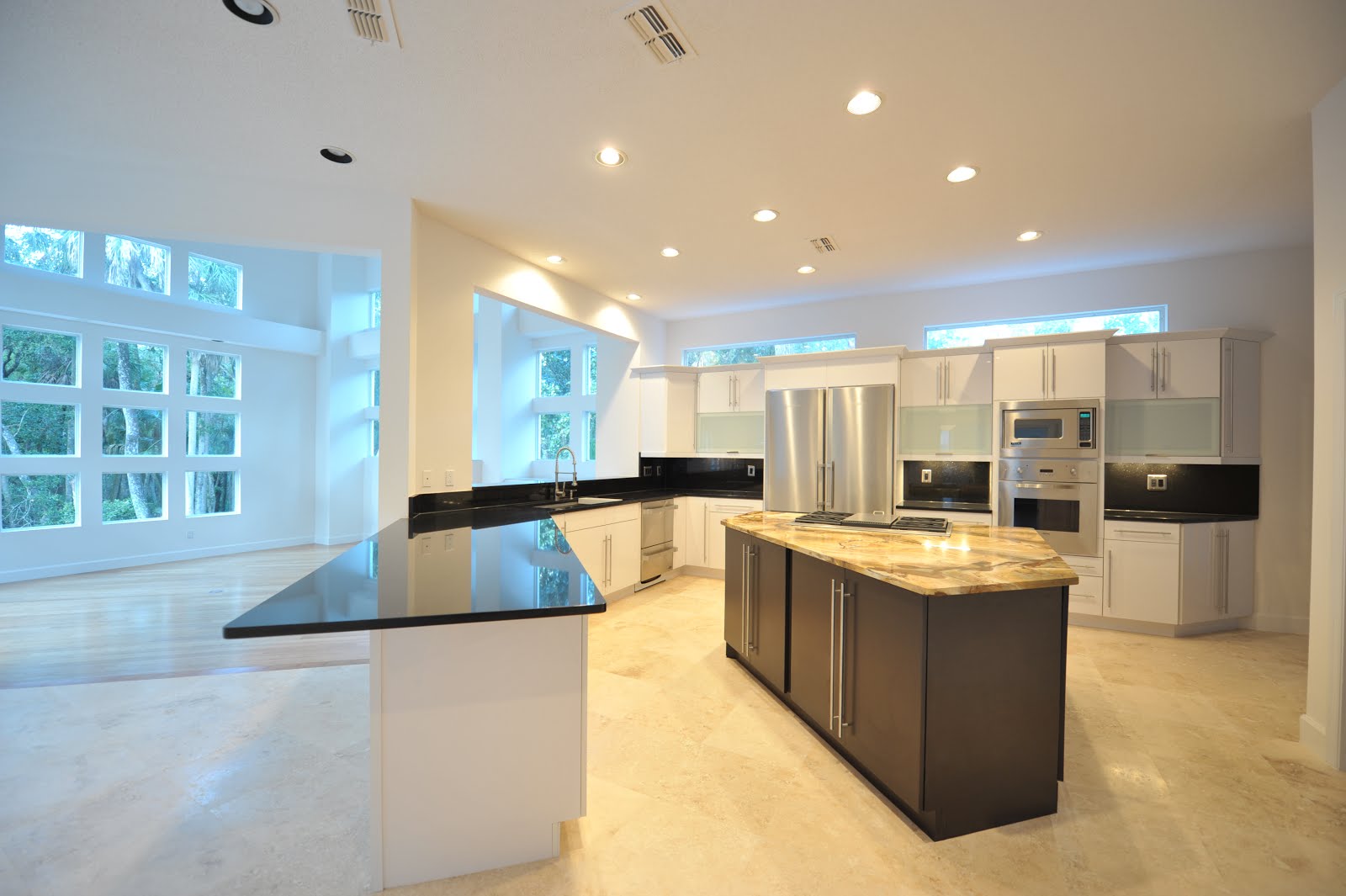 Spruce Creek FlyIn's most famous Contemporary Mansion goes for Sale