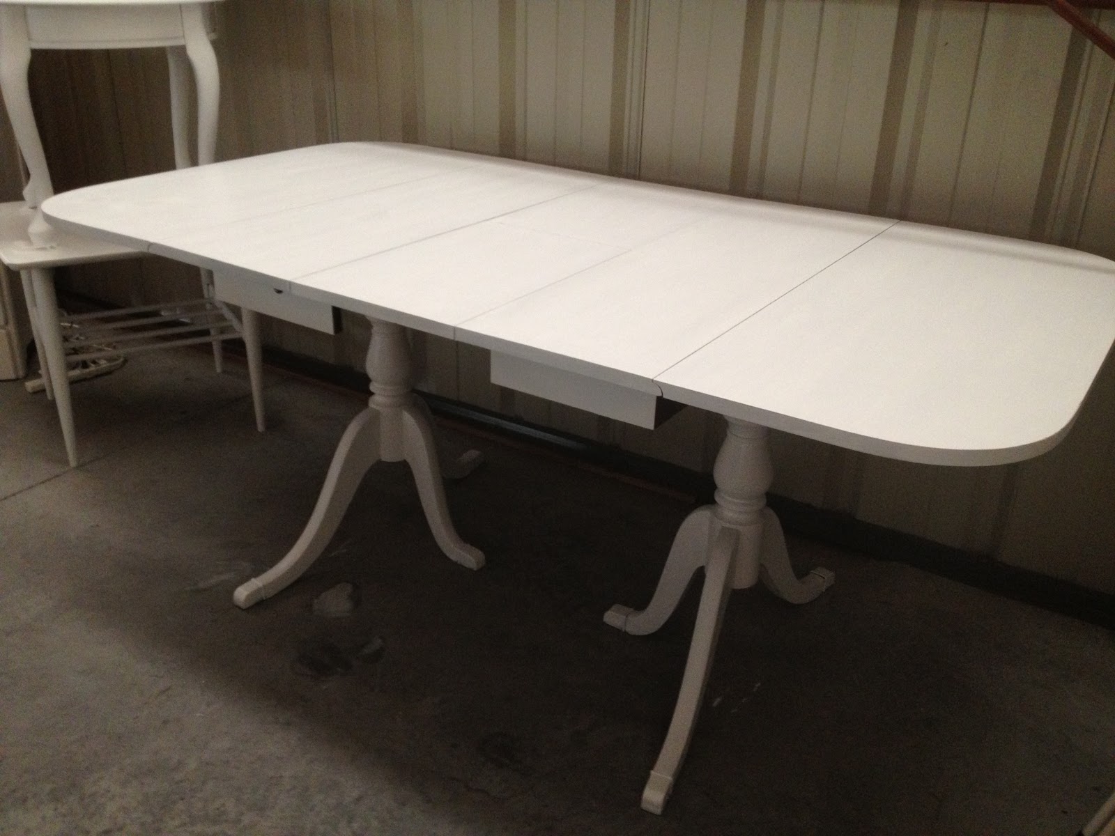 DIY180 Vintage Drop Leaf Table Makeover