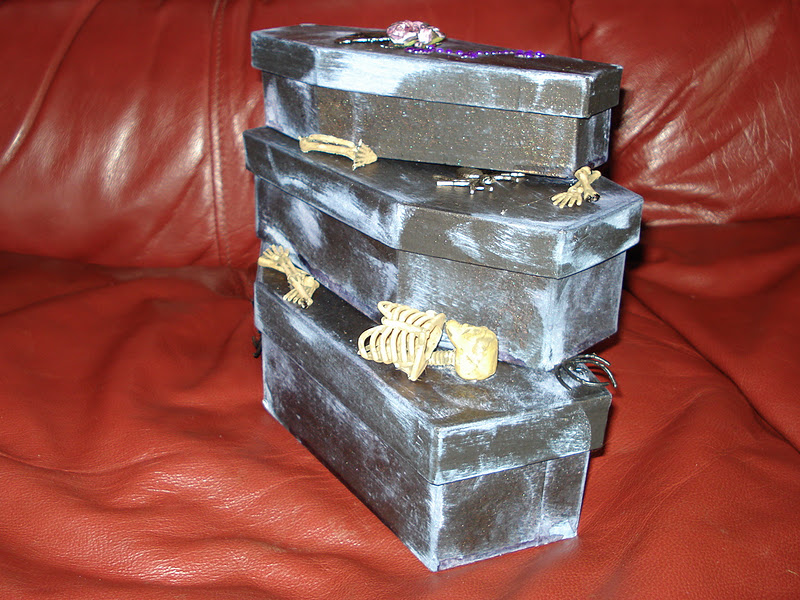A Creative Operation Halloween Jewelry Box Tutorial