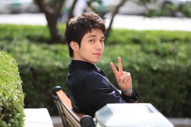 FotoFoto Lee Dongwook KUMPULAN FOTO FOTO