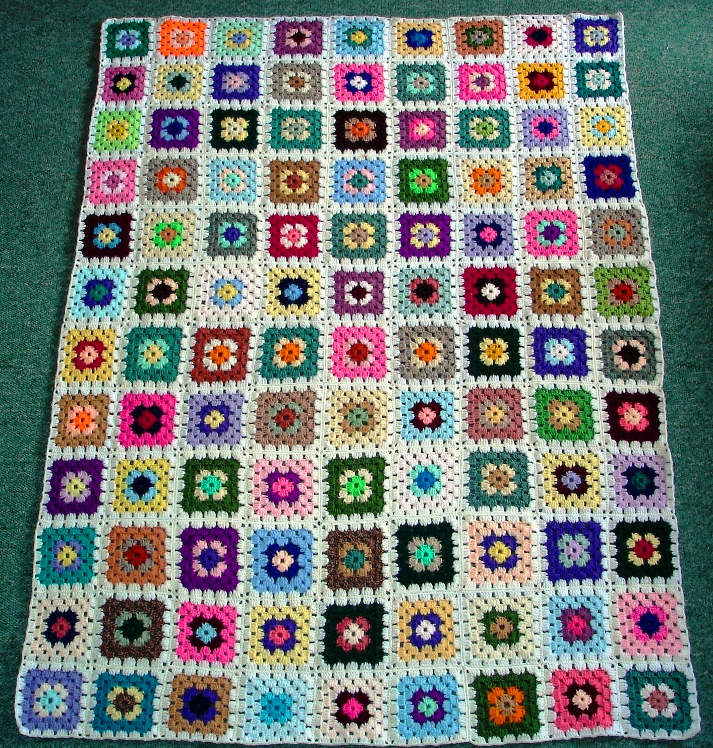 Marianna's Lazy Daisy Days Granny Square Blanket