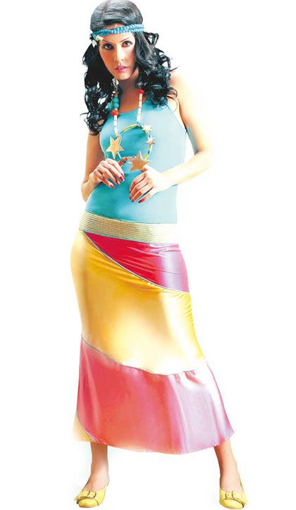 بشاير بالصور ساندي أحب الملابس الجريئة ويحسدني الجميع على شعري