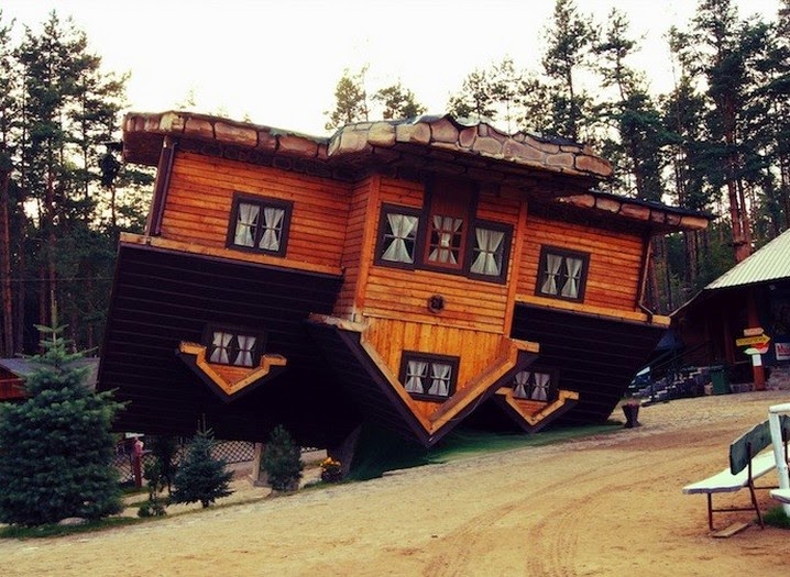 Самые необычные дома и строения мира (14 фото)