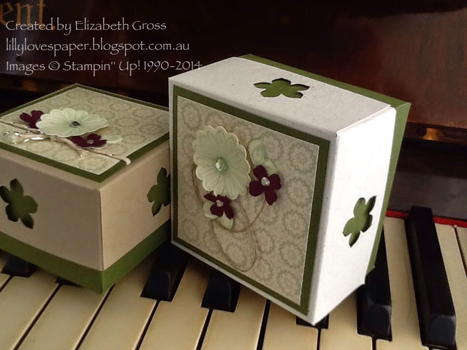 Gift box of 3x3 notecards