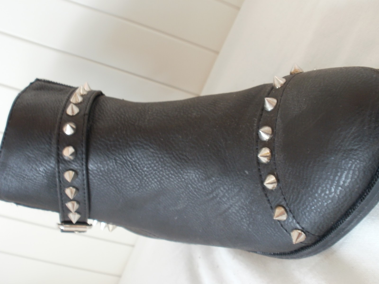 Porcelain Eleanor Shoes on a Shoestring 2 Spiked Ankle Boots