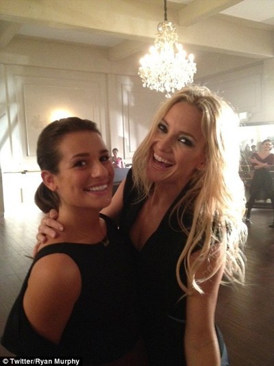 Lea Michele and Kate Hudson on Glee Set