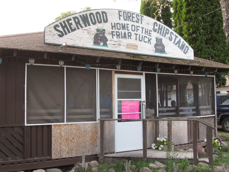 Burger Club - Winnipeg: Sherwood Forest Chipstand - Gull Lake, MB