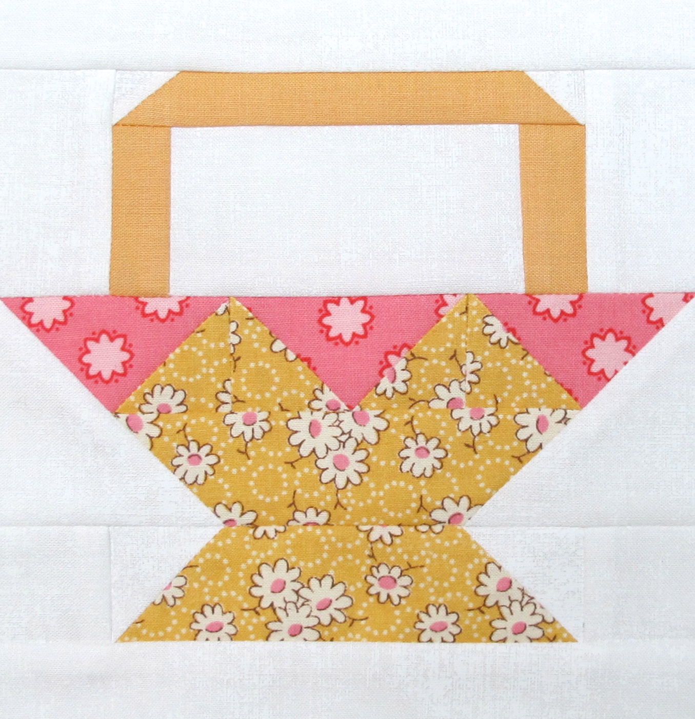 Bee In My The Quilty Barn along...Silo Barn 4 and Egg Basket