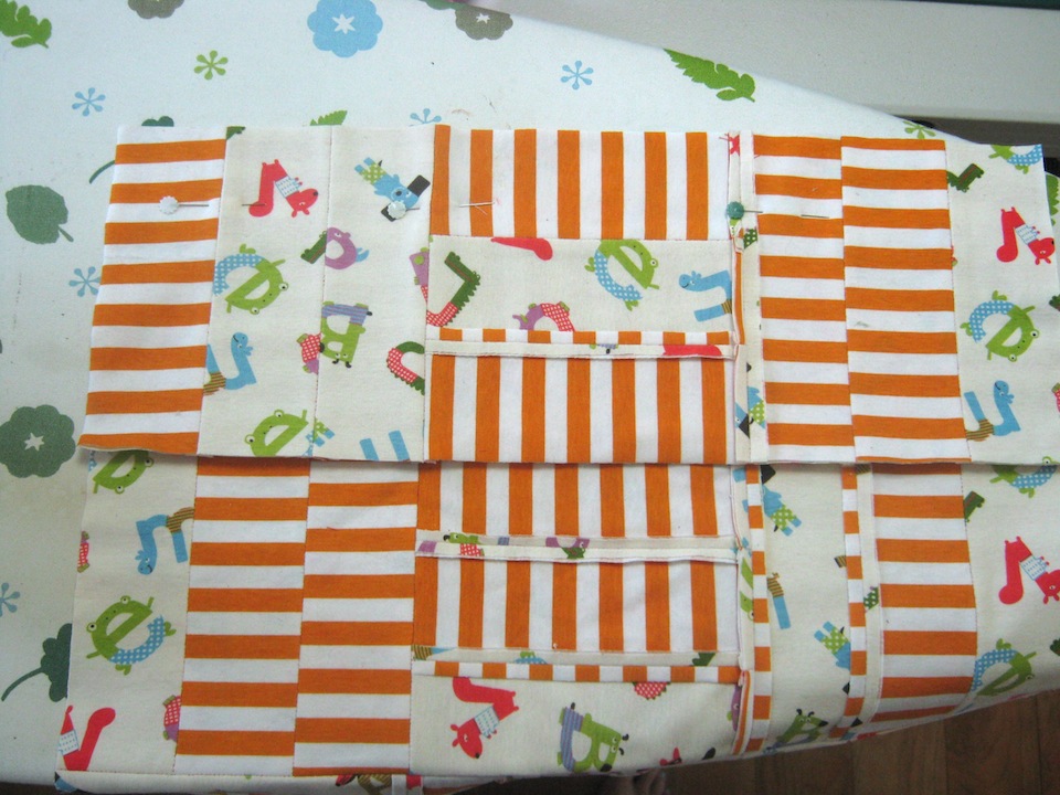 Beeinspired Jersey knit baby quilt tutorial