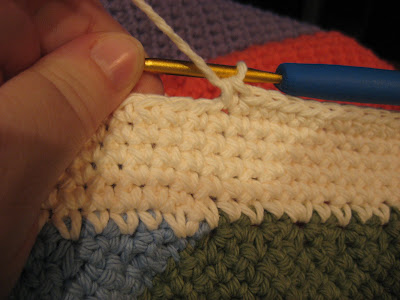 Crocheted Swirling Bag ~ A Picture Tutorial