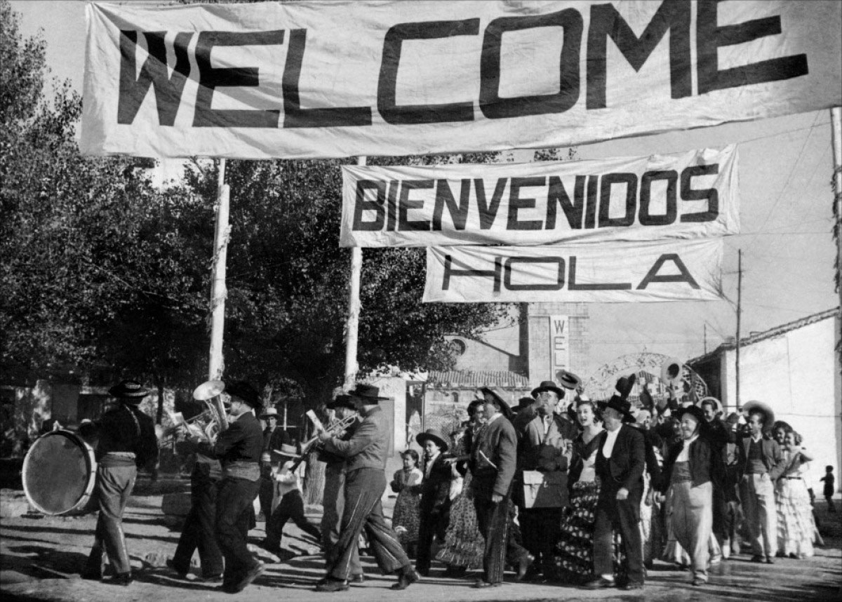 CULTURA ROCKERA 2.0: en Bilbao últimamente las giras no funcionan - Página 15 1952+Bienvenido+mister+Marshall+(foto)+01