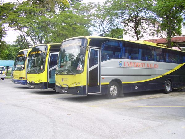 Um+Shuttle+Bus