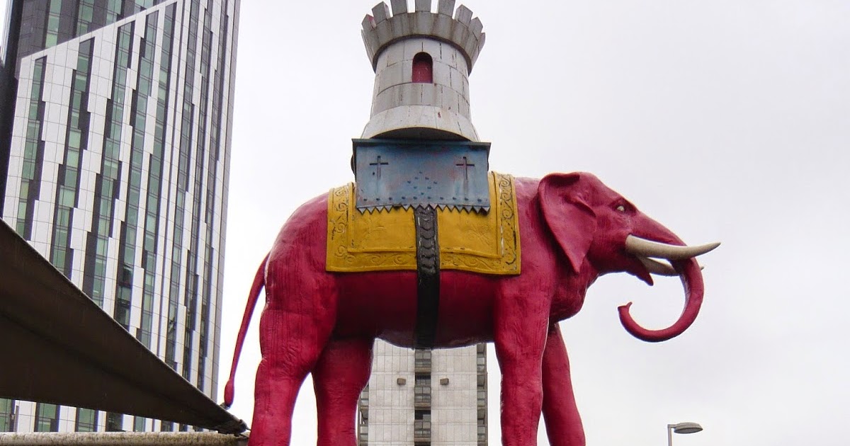 JAPAN, ARCADES & GAMING Elephant and Castle