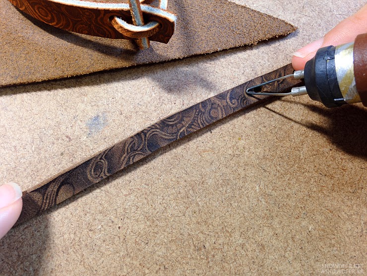 Snowdeer (Kim Sulrok) leather pyrography, woodburning, leather burning