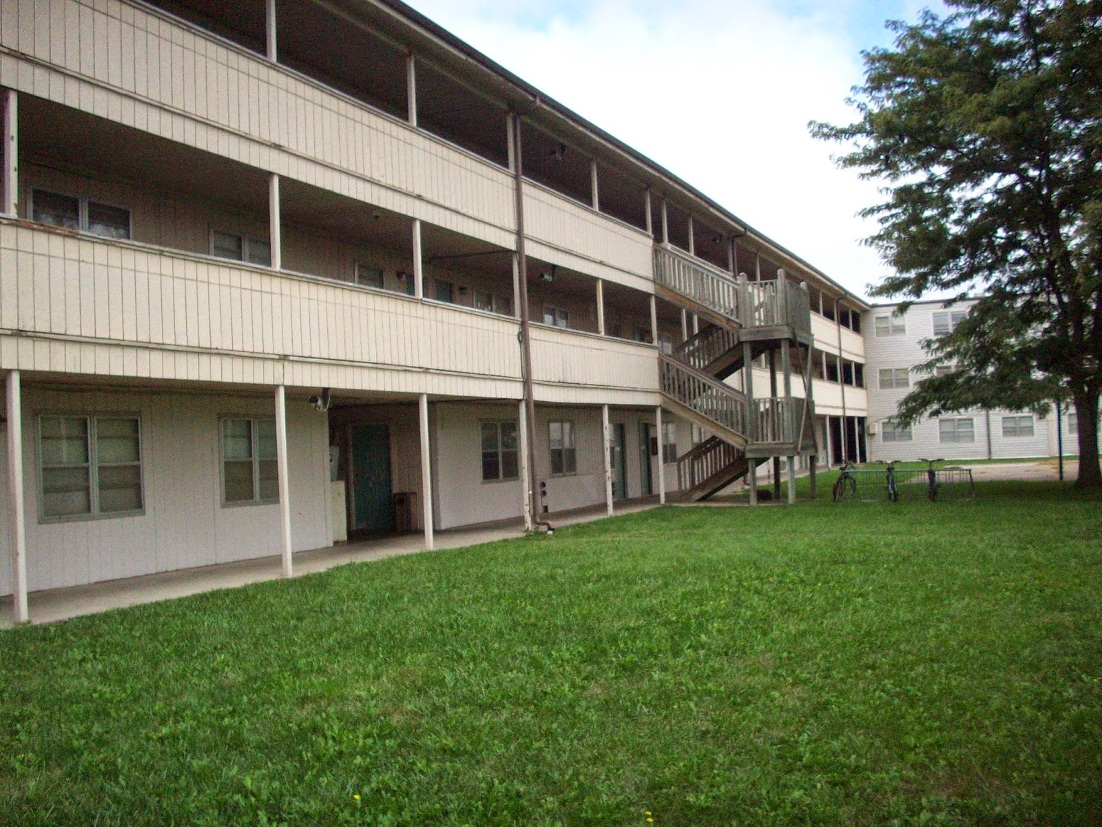 Courtyard Apartments of Emporia
