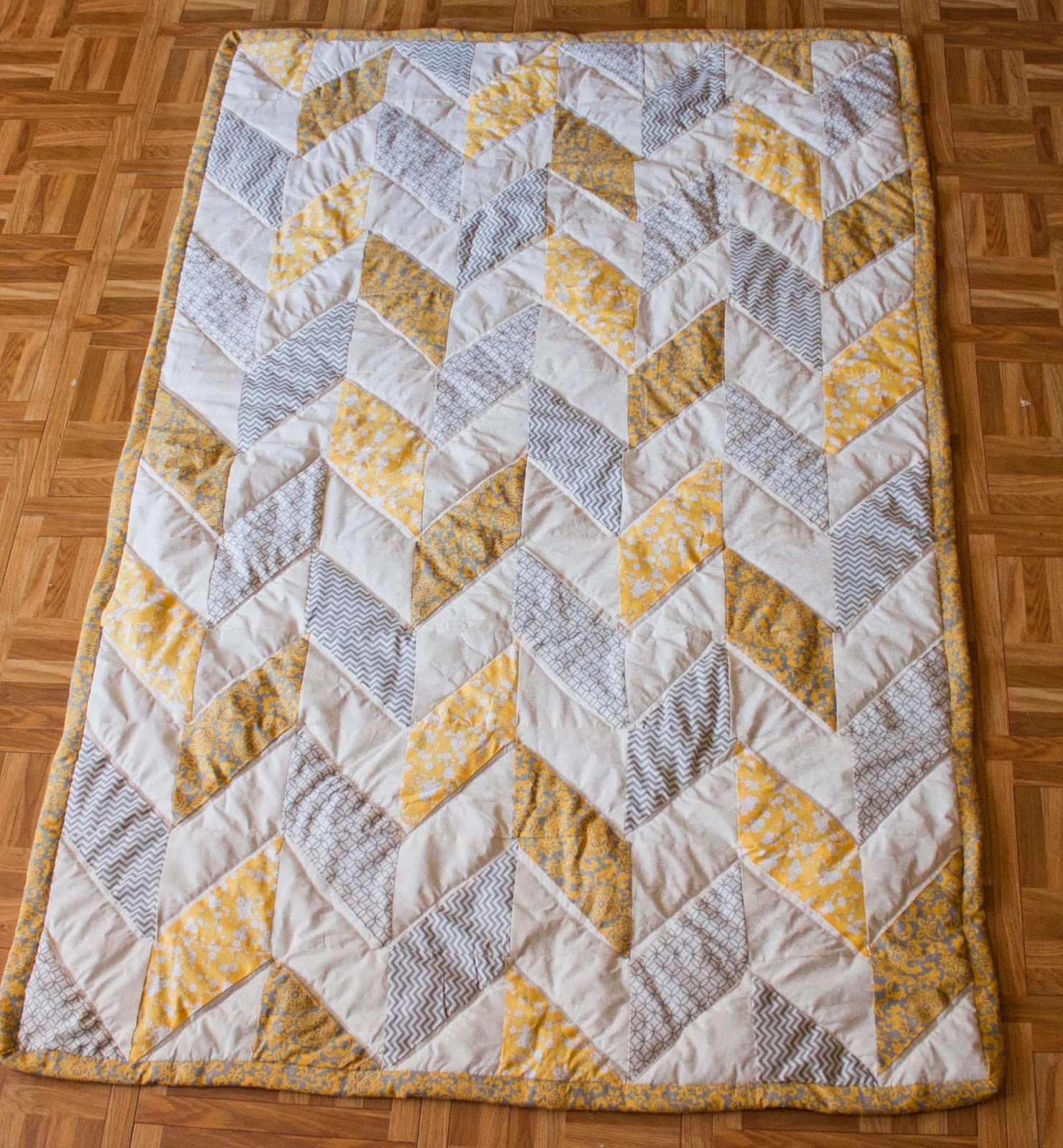 Modern Herringbone Quilt for (from) a Beginner *SkinnyMinhy's Adventures in Food + Crafting Land*