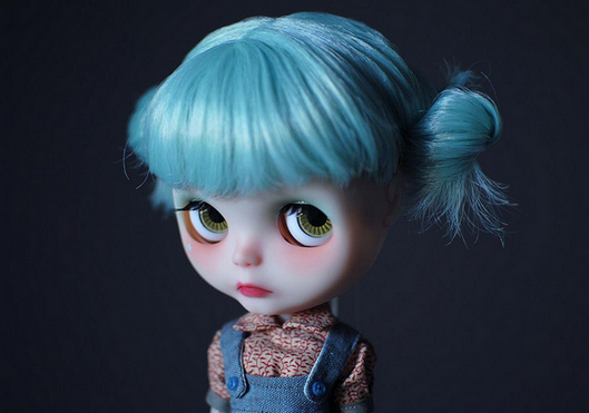 muñecas cabezonas de ojos grandes