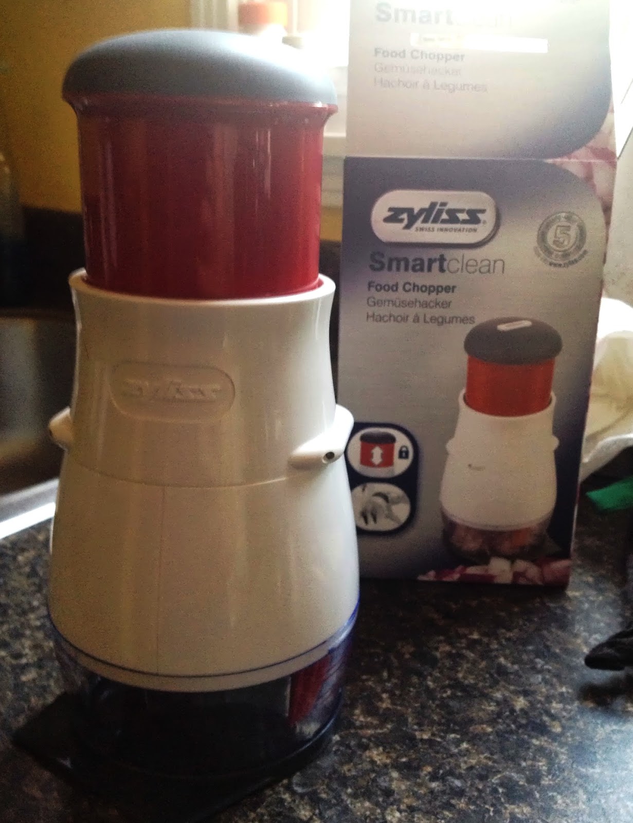 Product Review & Recipe: Zyliss Smart Clean Food Chopper & Crab Pasta Salad  - The Food Hussy