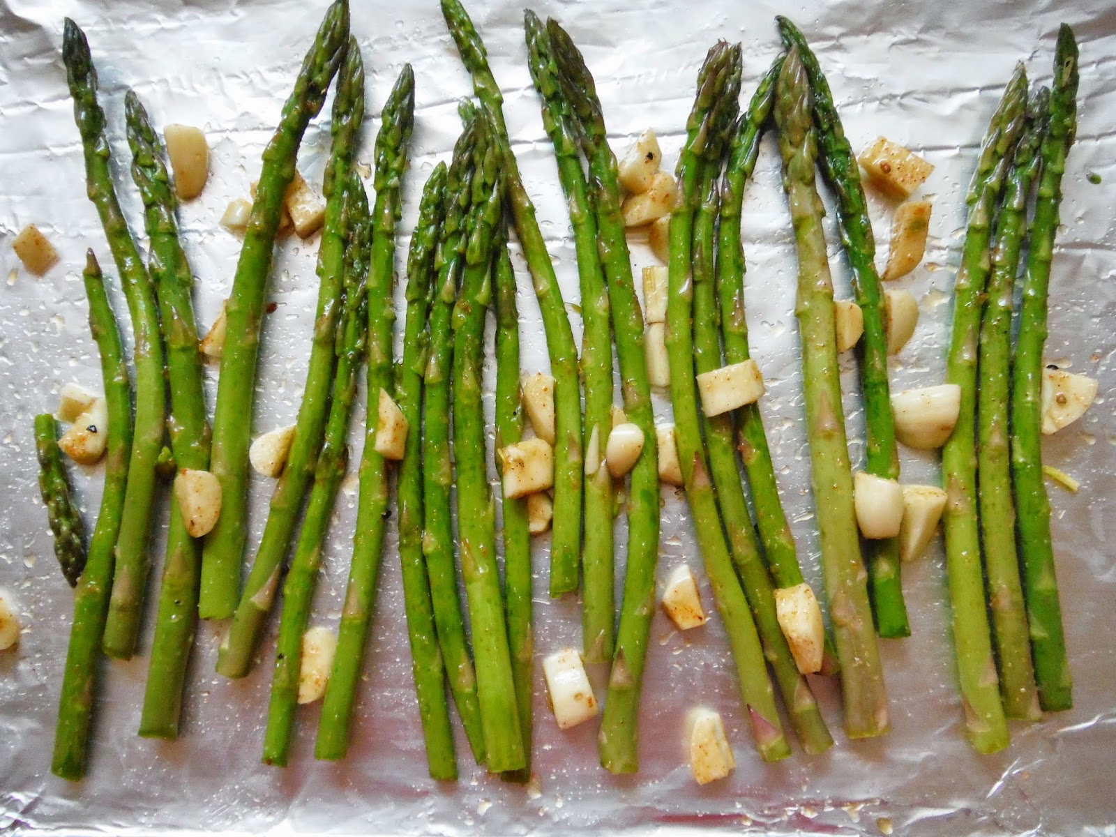 King's Garlic Roasted Asparagus