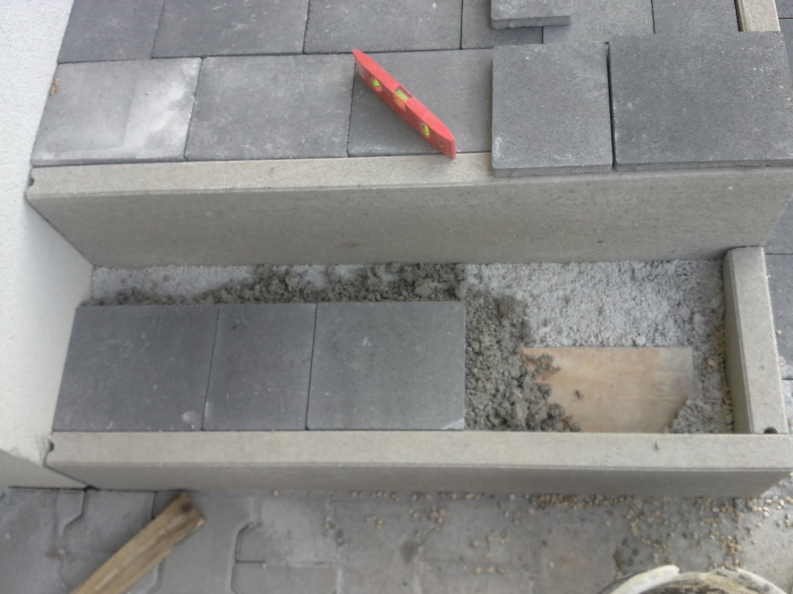 Holz, Metall und Smart Home Pflastersteine legen Teil 4