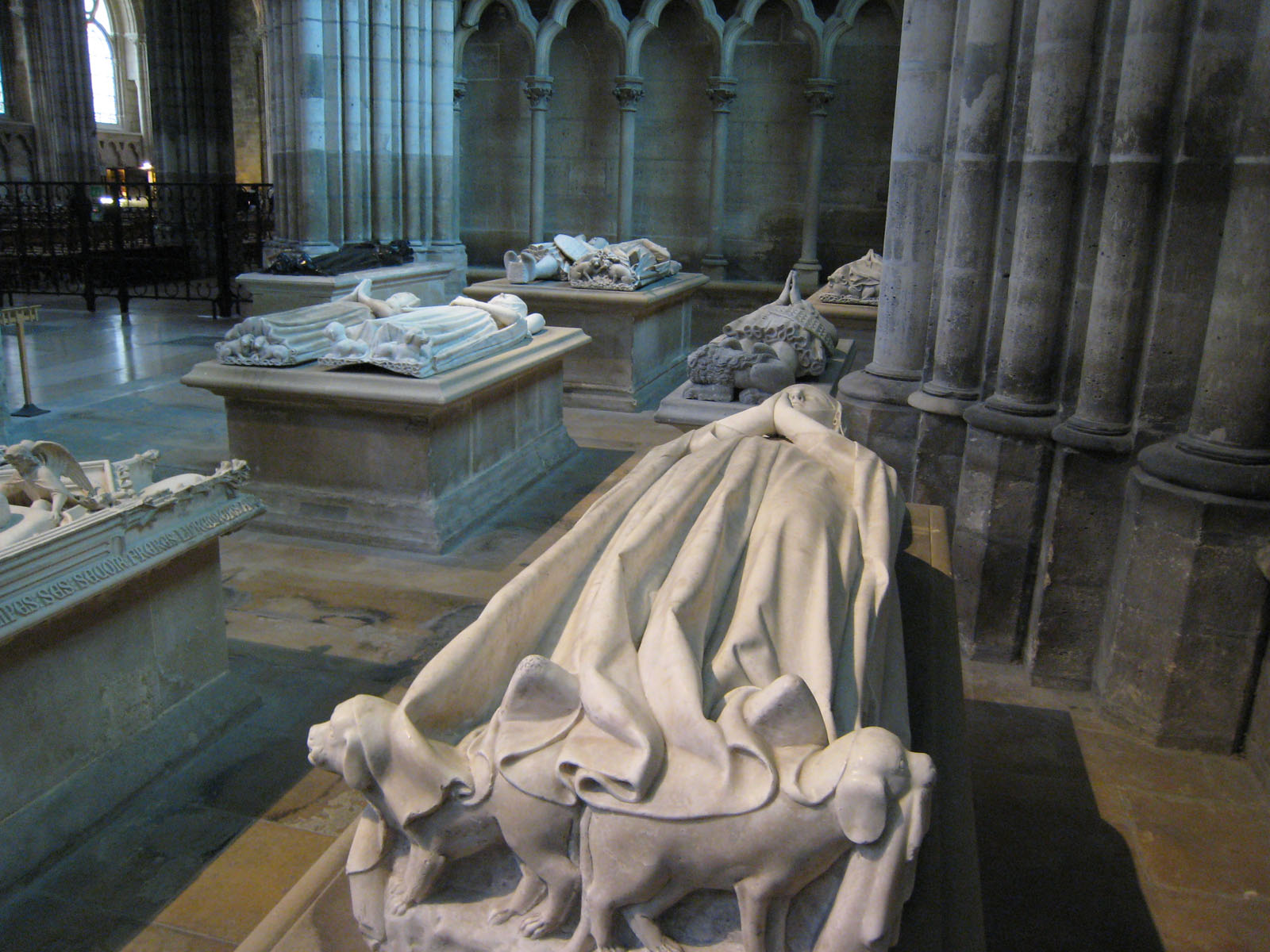 Photos et Voyages SaintDenis Basilique SaintDenis Nécropole Royale