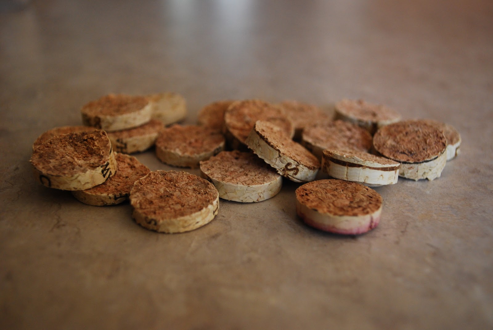 casa in the country Easy Wine Cork Buttons