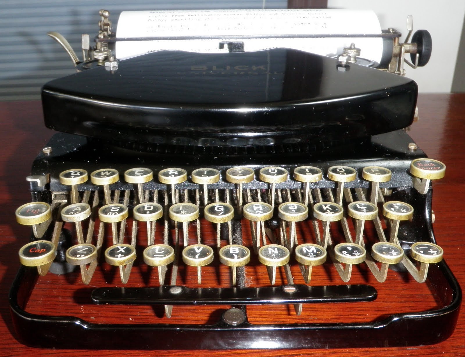 oz.Typewriter The Blick Universal thrustaction Typewriter