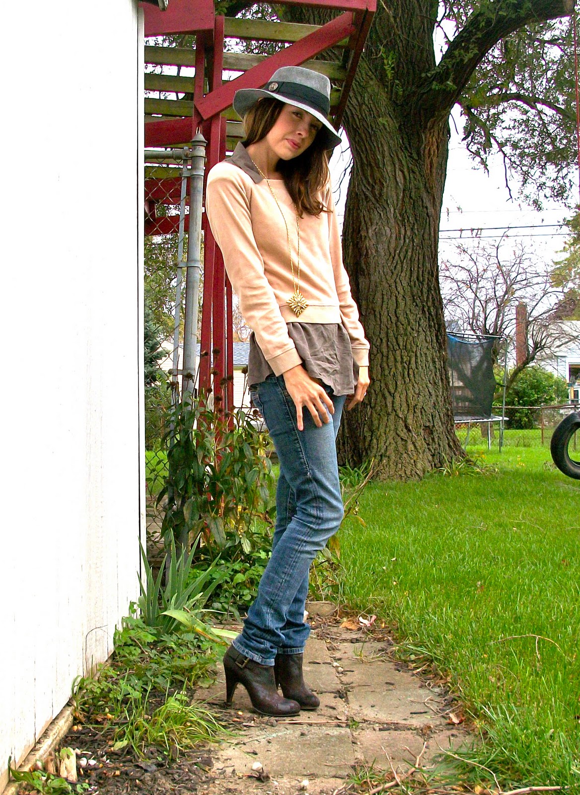 THE SISTERS BLOG velour makes a comeback...