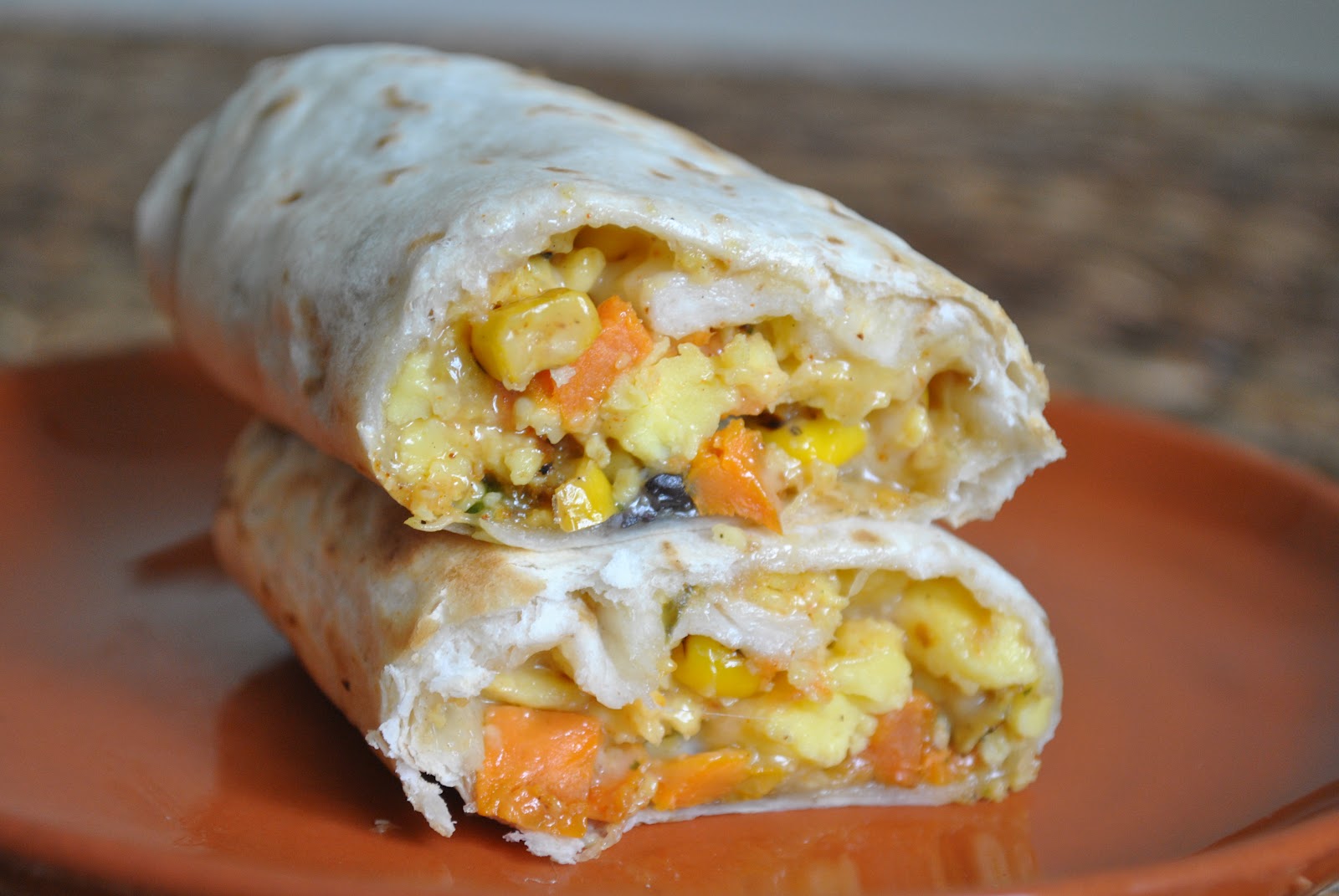 Foodette Reviews Dunkin Donuts' Southwest Steak and Southwest Veggie