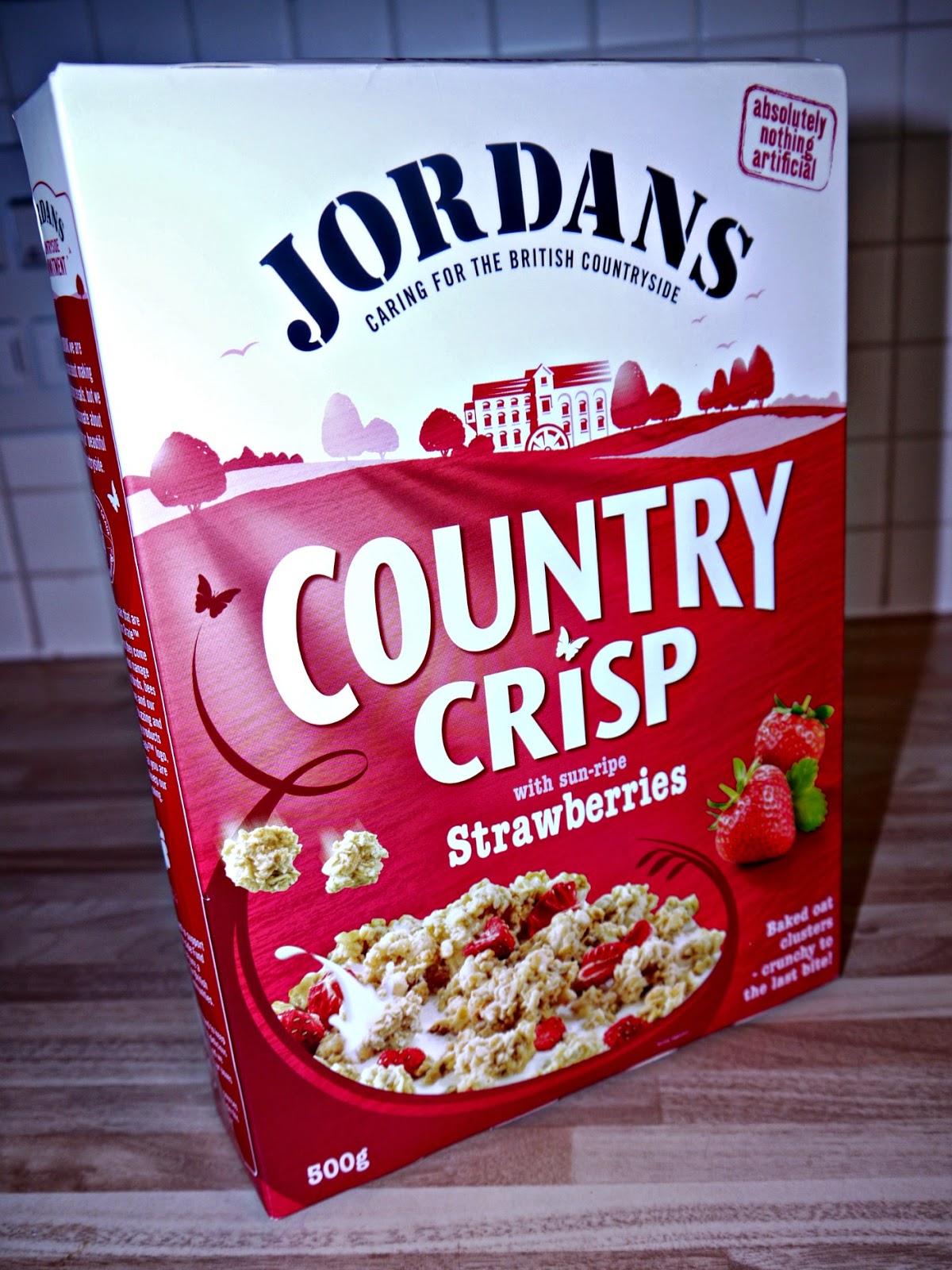 Jordans Country Crisp with Starwberries Jordans, cereal
