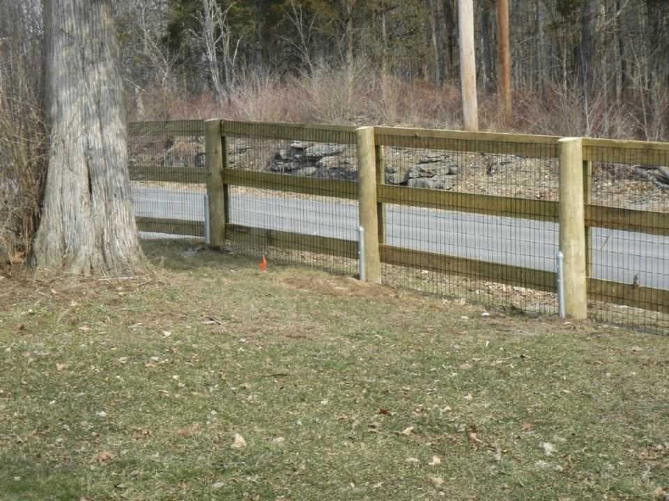 fence design idea for small dog