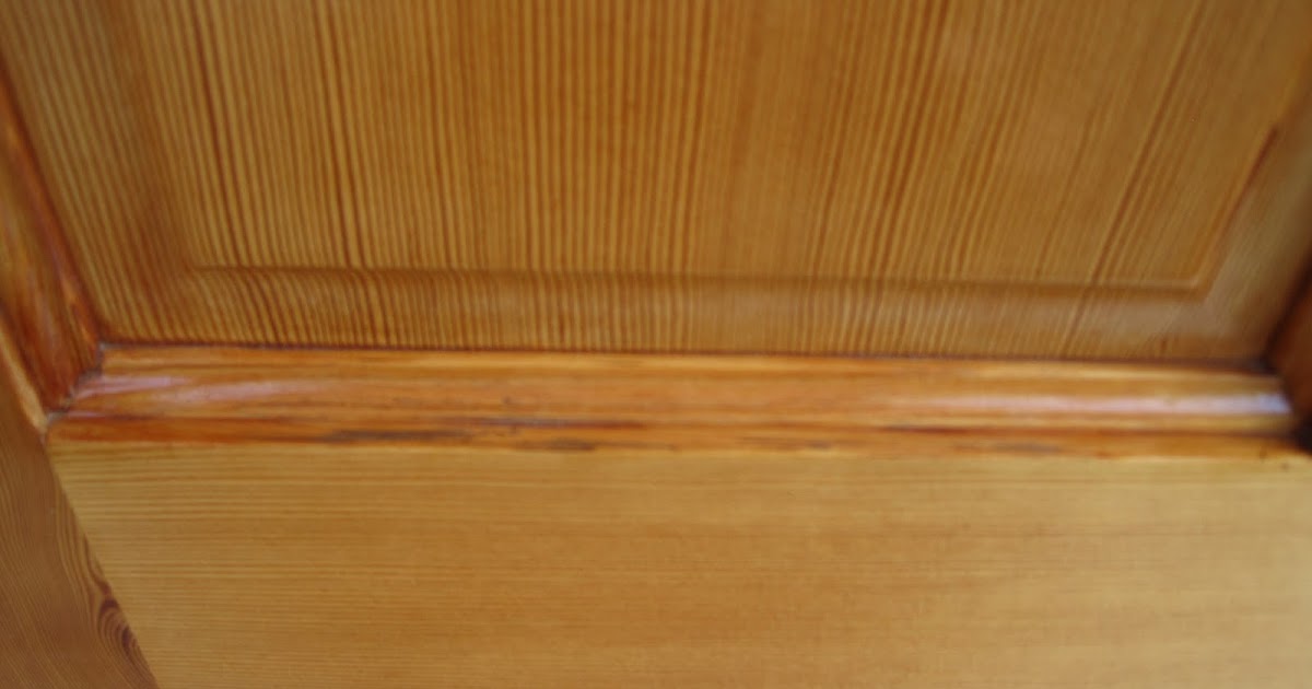 GadgetGeekDungeon How To Remove Black Spots on Exterior Wood Door