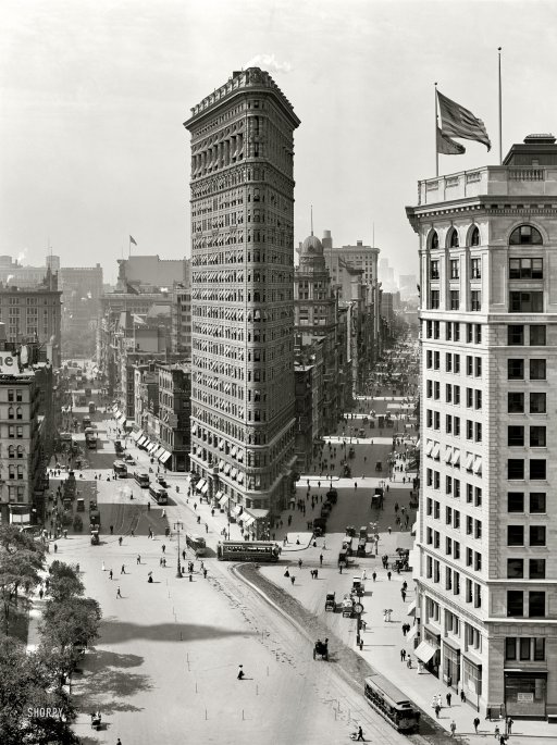This is What Flatiron Building Looked Like  in 1909 