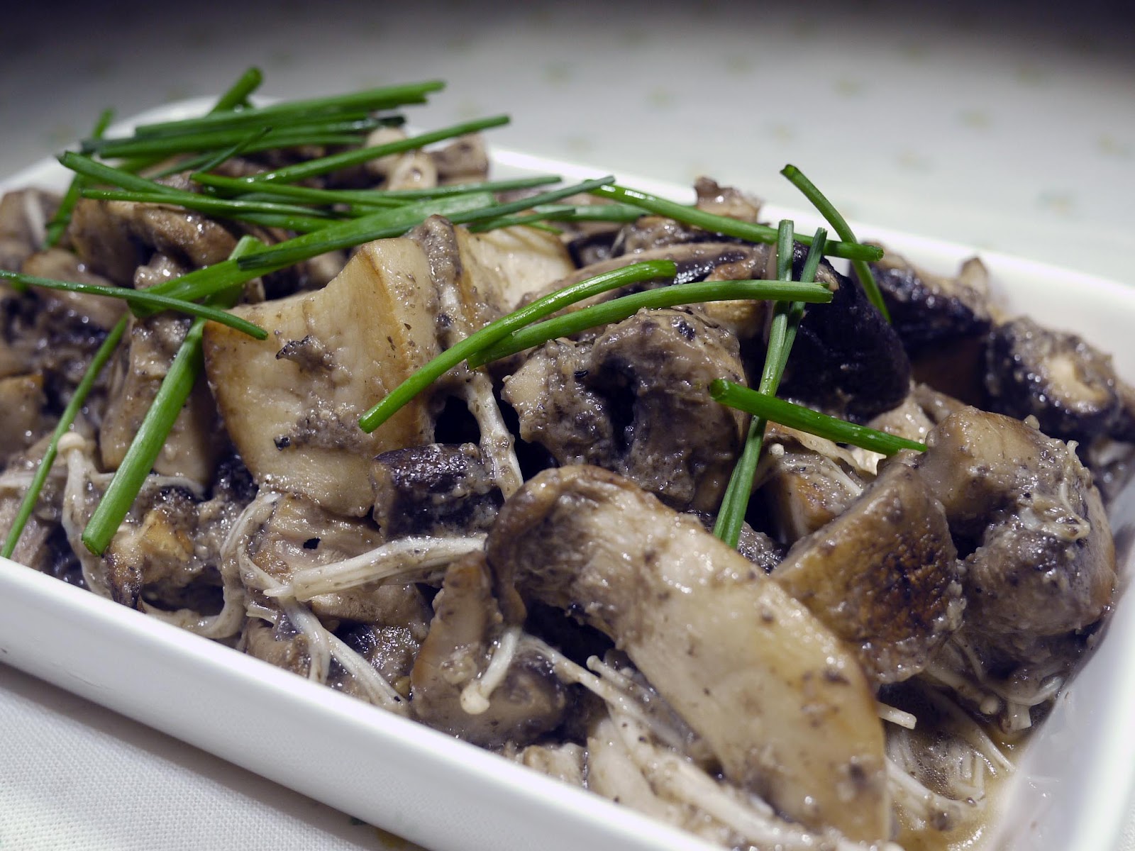 Alf Cooks Vegetarian: Six-Mushroom Salad with Mushroom Dressing
