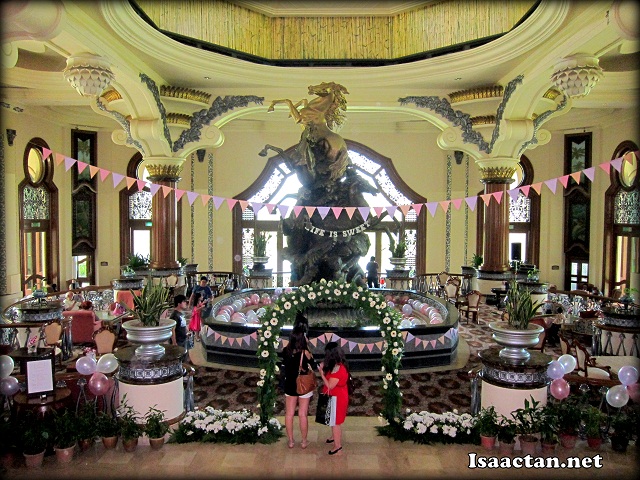 Golden Horse Palace